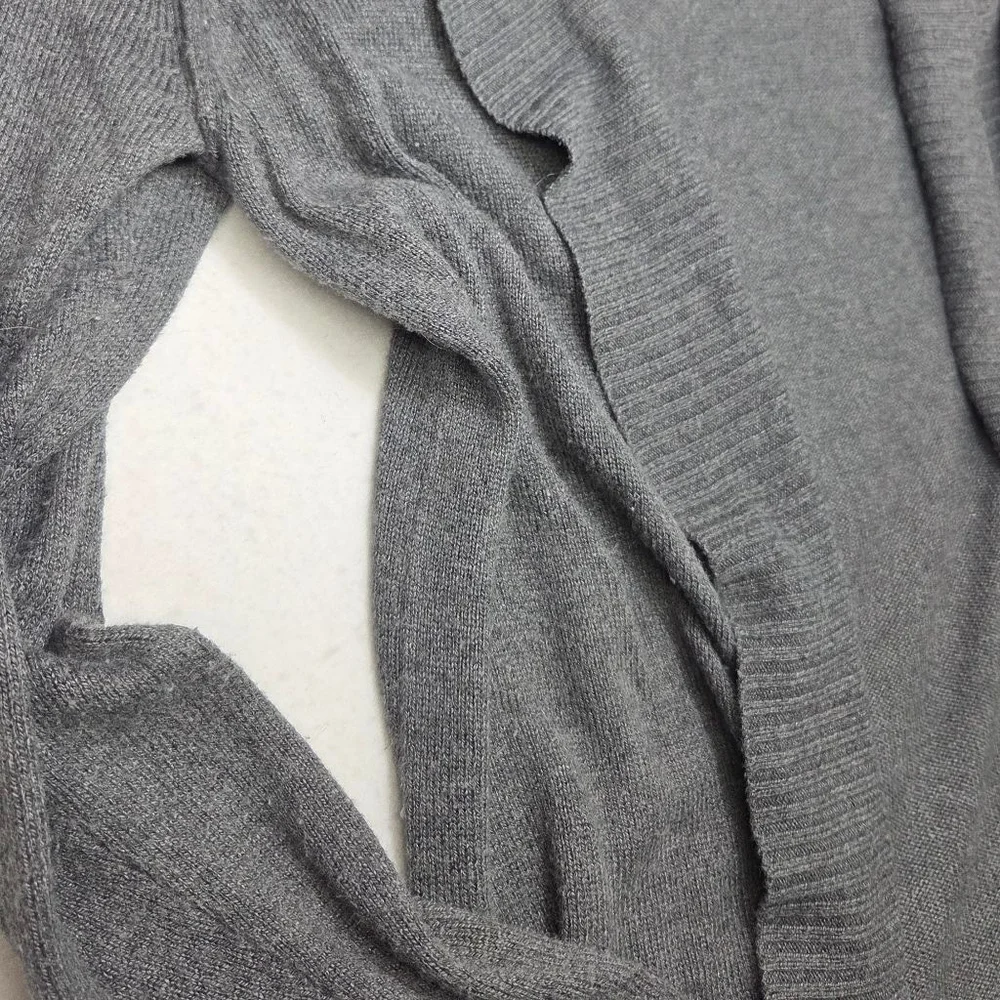 Women's LOFT Gray Open Front Cardigan Sweater M - Picture 2 of 8
